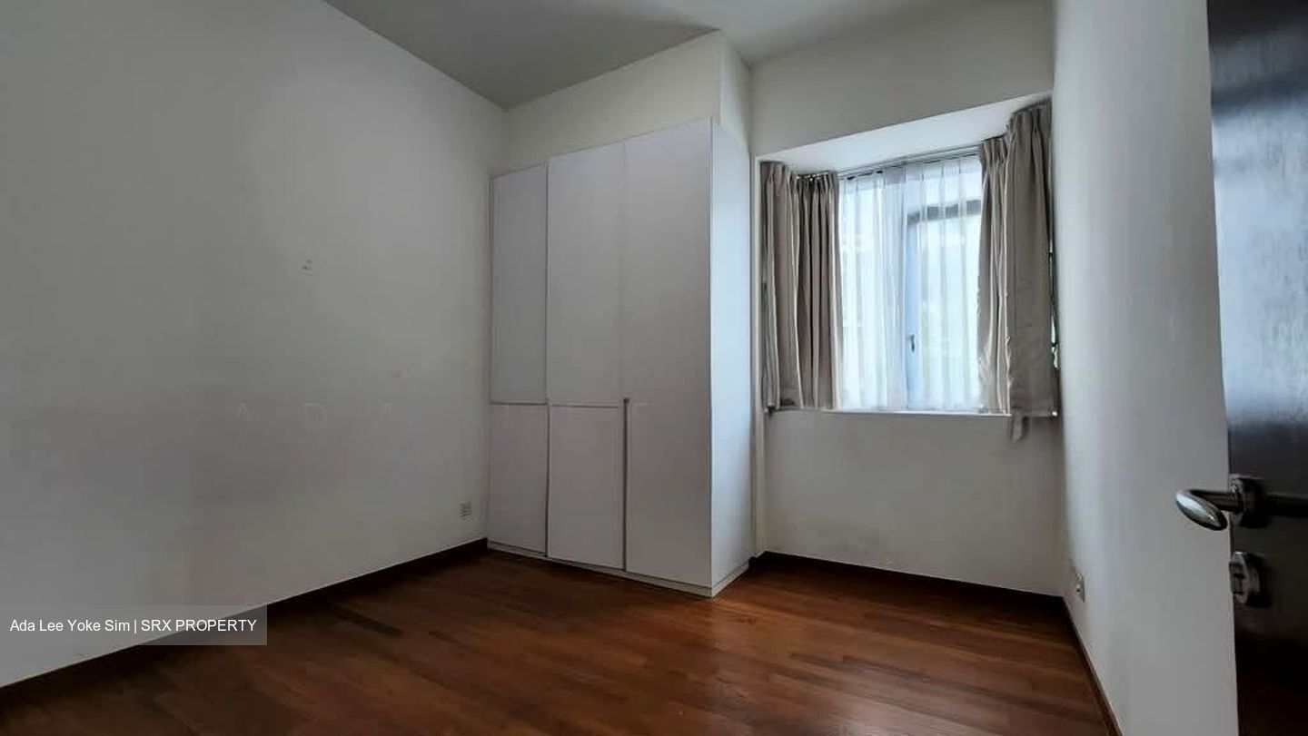 Holland Road (D10), Condominium #583849791